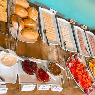 Café da manhã incluso