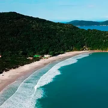 Praia dos naufragados